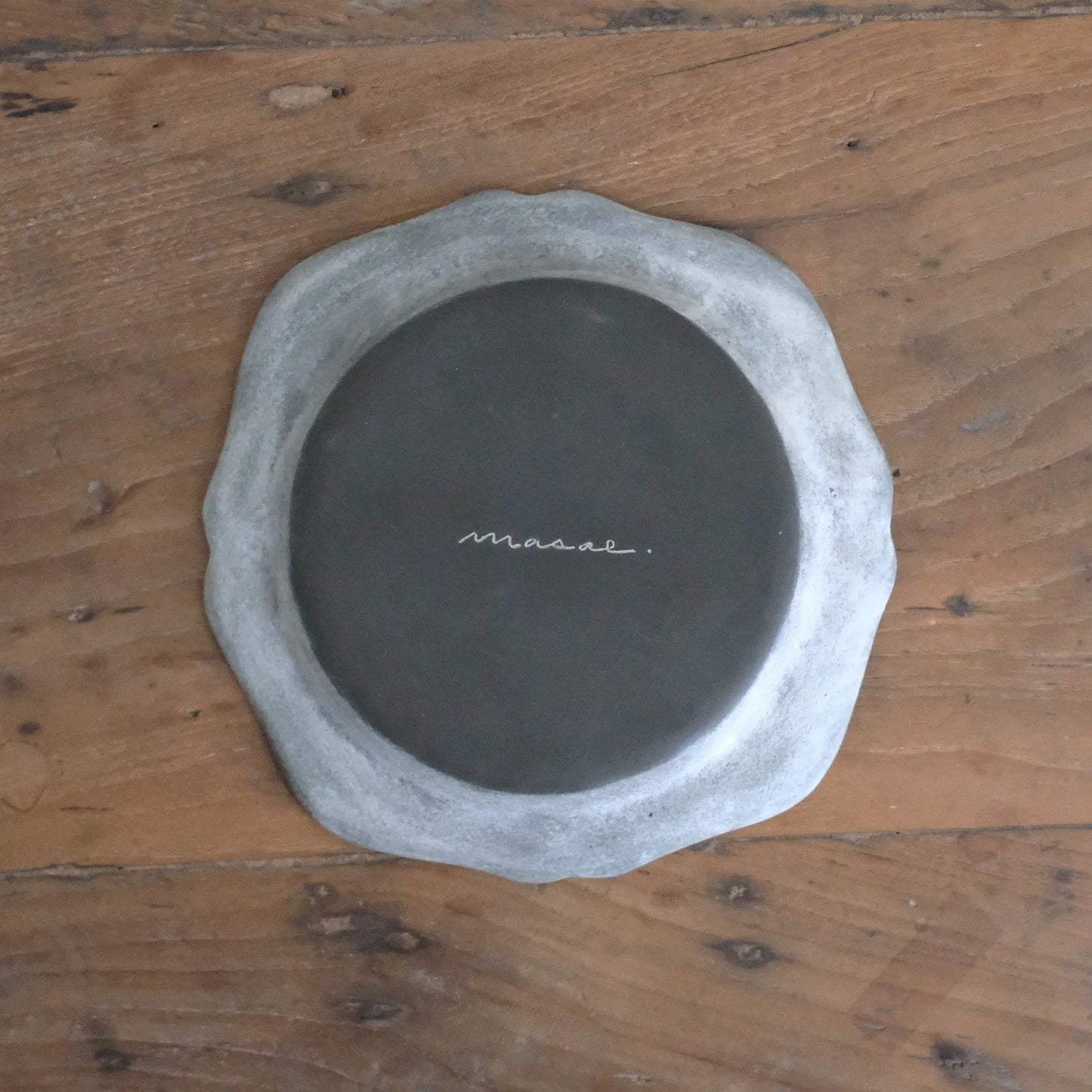 
                  
                    F-rim plate (M)
                  
                